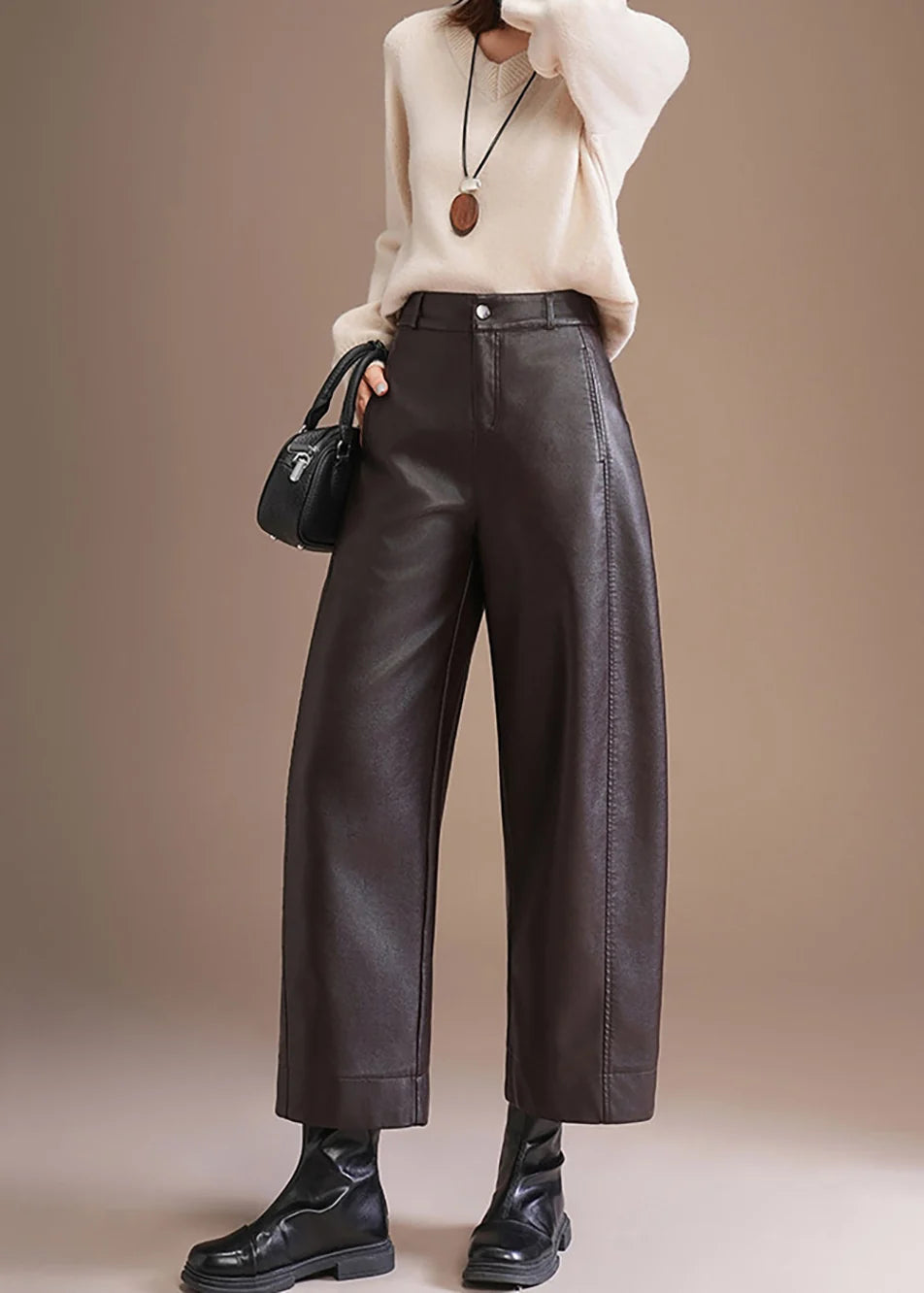 Pantalon court femme taille haute coupe droite 1