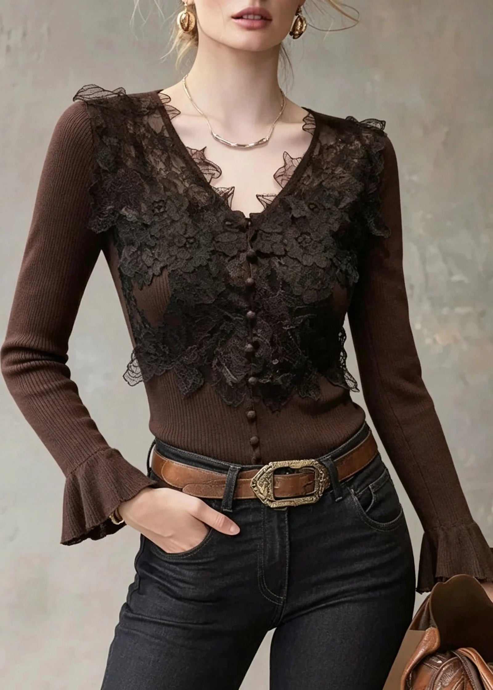 Pull Femme Col V Patchwork Manches Évasées Coupe Ajustée 2