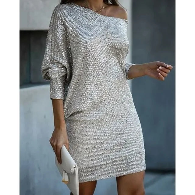 Robe Courte à Sequins avec Épaules Dénudées 10