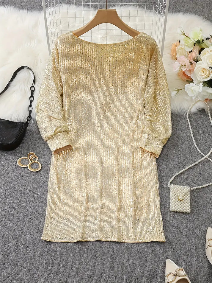 Robe Courte à Sequins avec Épaules Dénudées 7