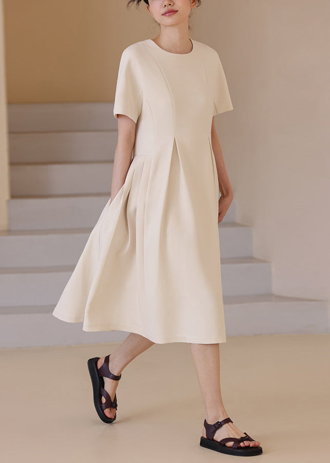 Robe Femme Col Rond Ourlet Large Manches Courtes 1