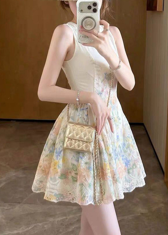 Robe Femme Courte Brodée Col Rond Sans Manches 2