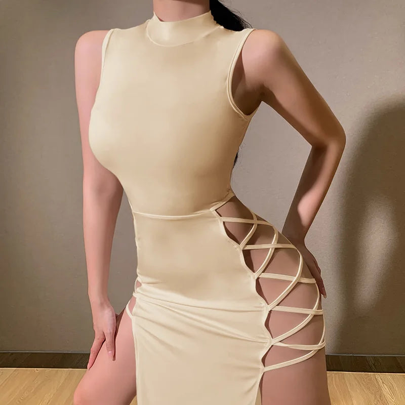 Robe Femme Sans Manches Col Montant Découpée 4