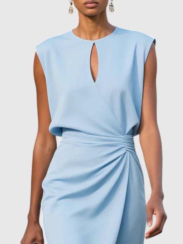 Robe Sophistiquée Femme Élégante 4