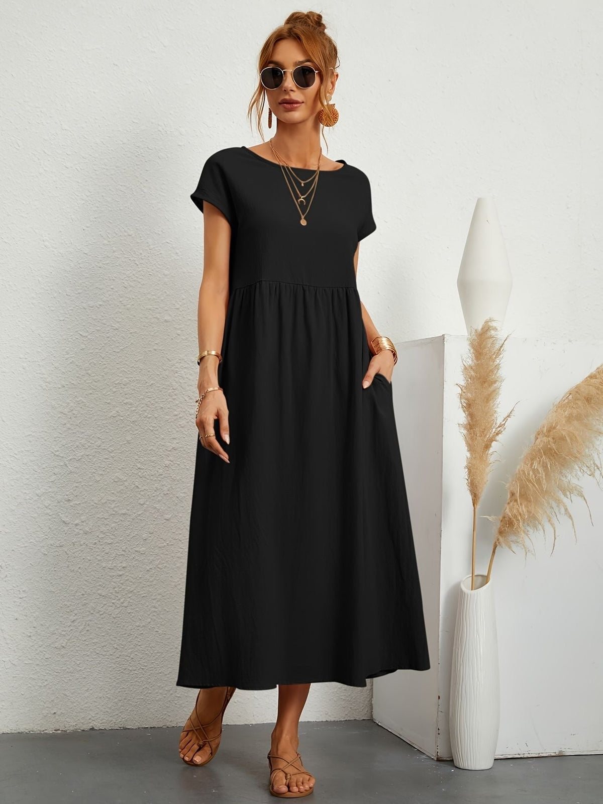 Robe de loisirs décolletée pour femme 3