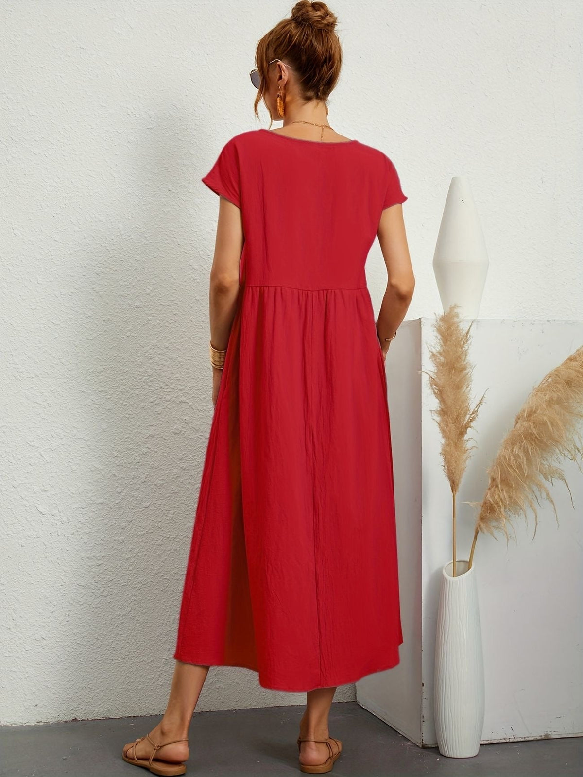 Robe de loisirs décolletée pour femme 6