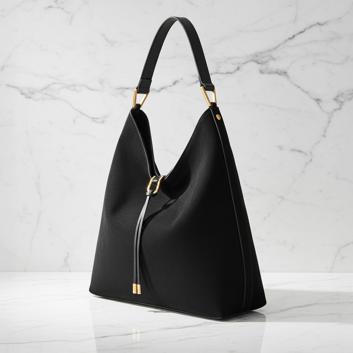 Sac Hobo Femme Chic avec Détails Dorés et Silhouette Ample 7