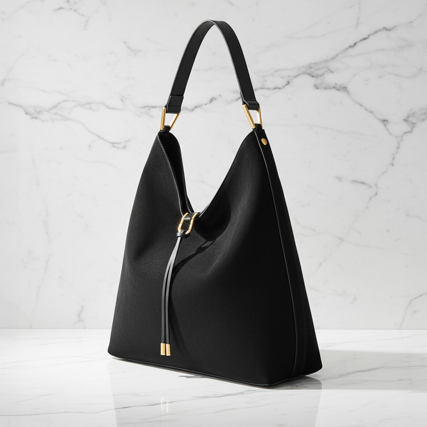 Sac Hobo Femme Chic avec Détails Dorés et Silhouette Ample 7