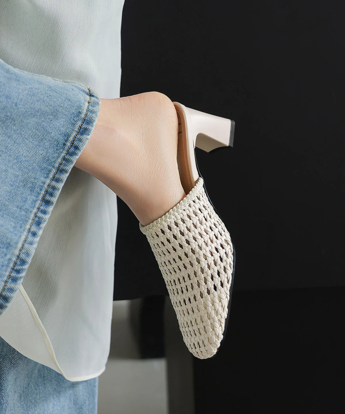 Sandales Femme Tissées à Talon Compensé Moderne 1