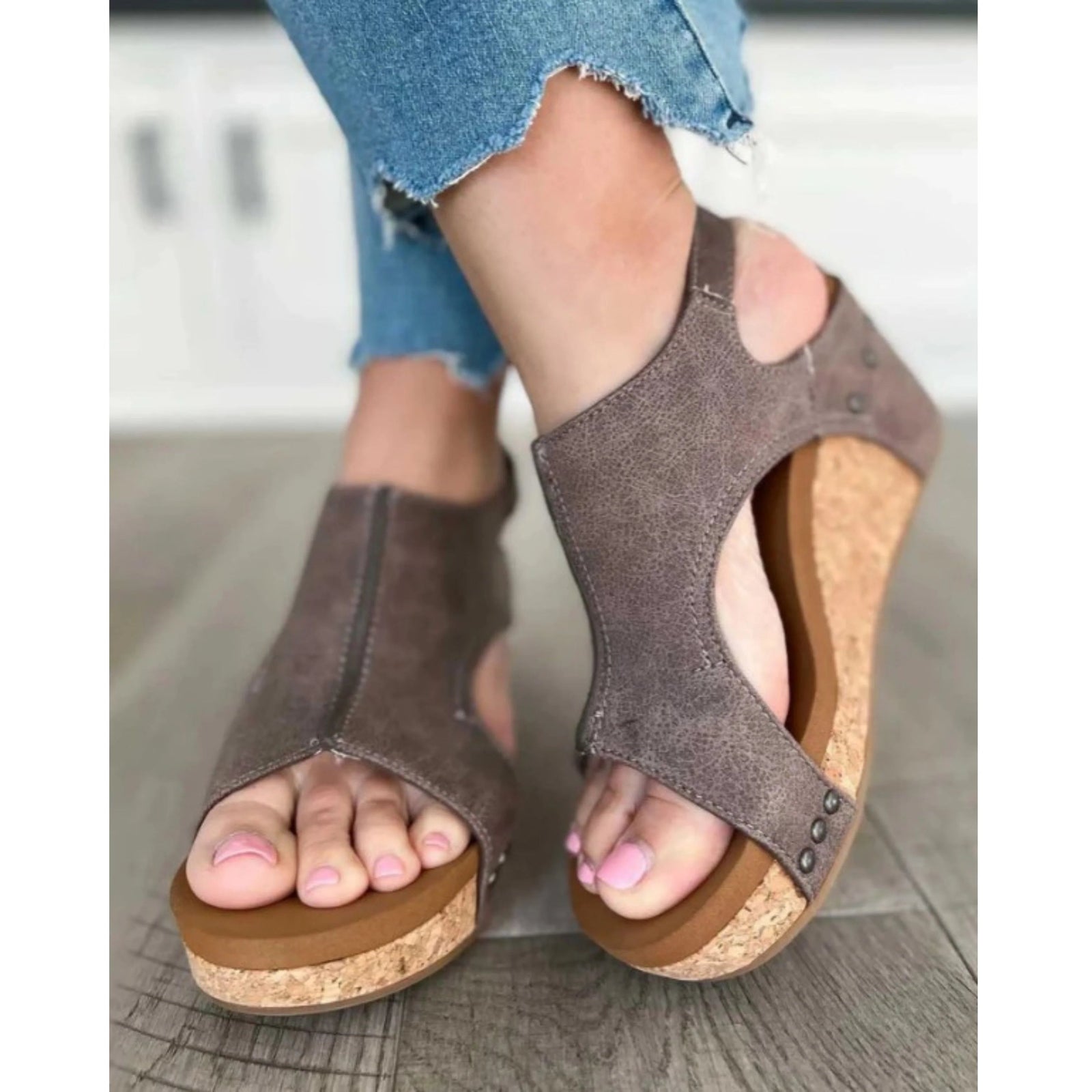 Sandales Femme à Talon Chic 1