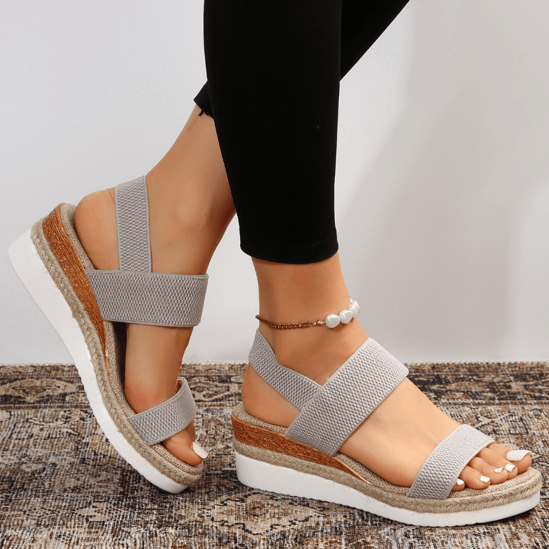Sandales à plateforme pour femmes au style sportif 9