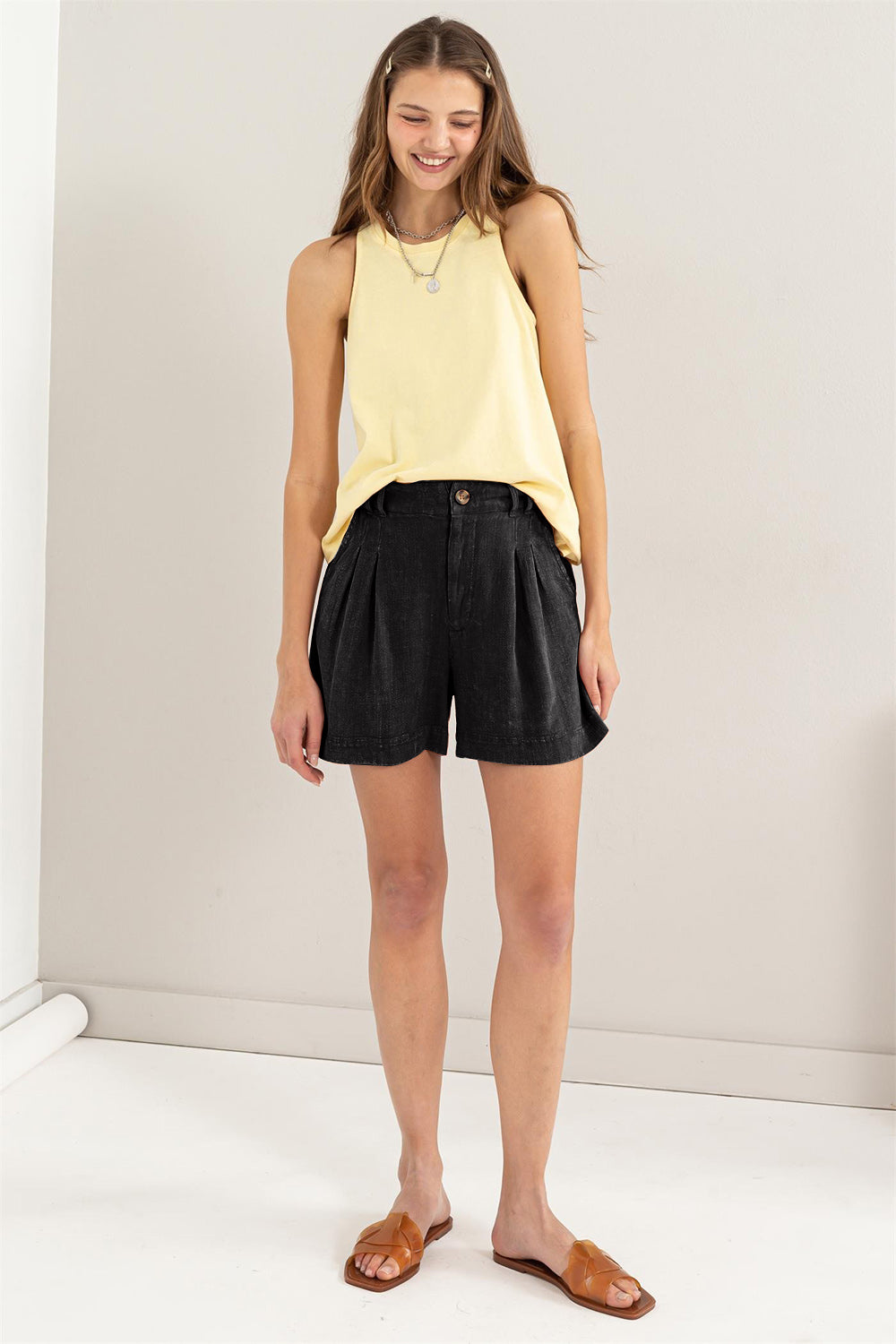 Shorts Femme Taille Haute Plissés en Lin Doux et Respirant 3