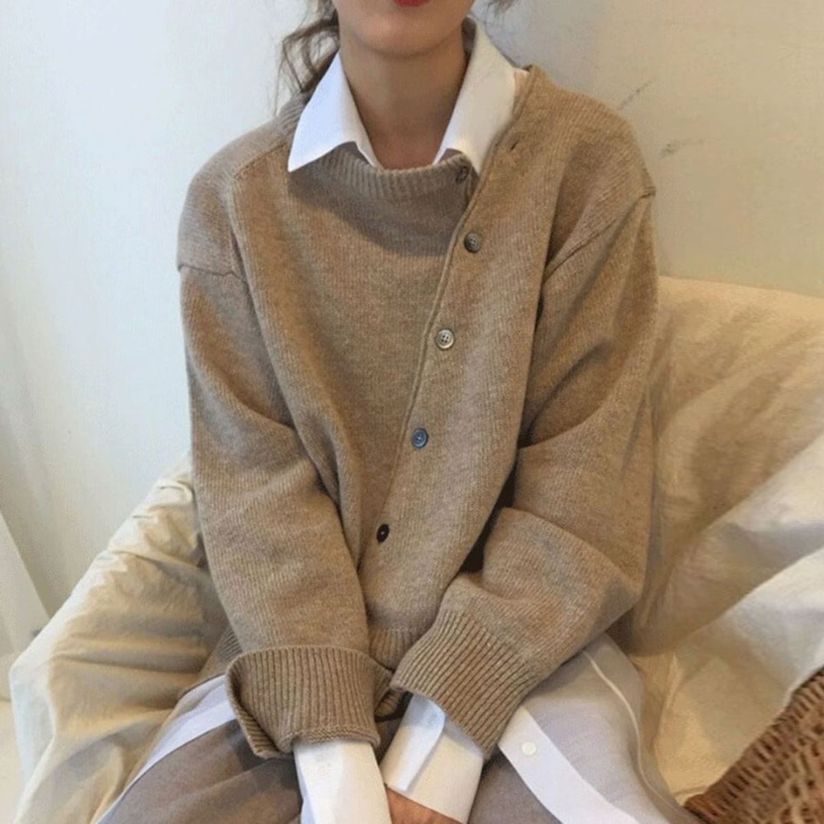 Veste Femme Cachemire À Enrouler Avec Détails De Boutons Asymétriques 1