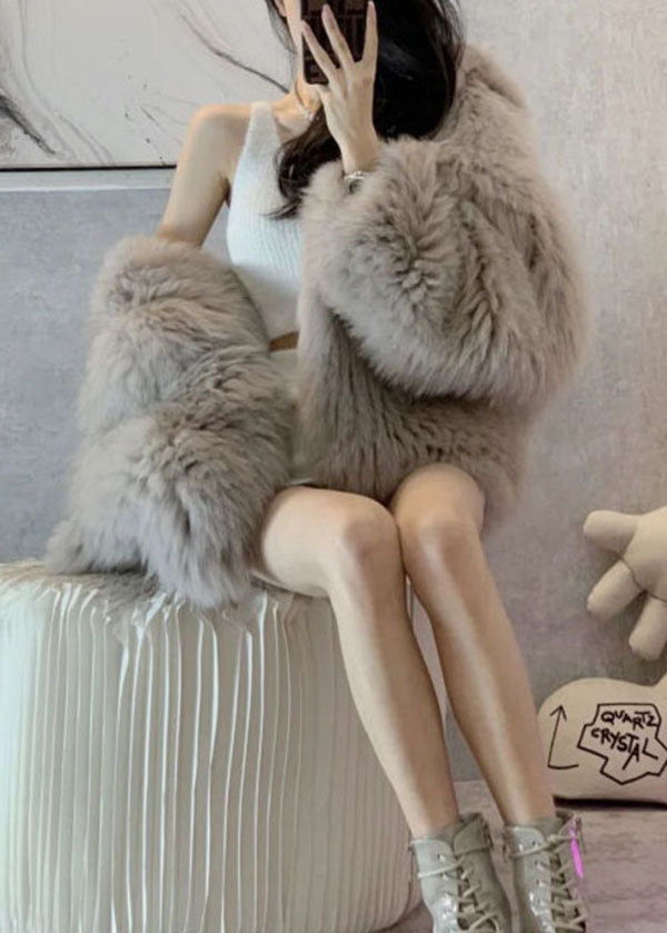 Veste à Capuche en Fausse Fourrure Grise pour Femmes 4