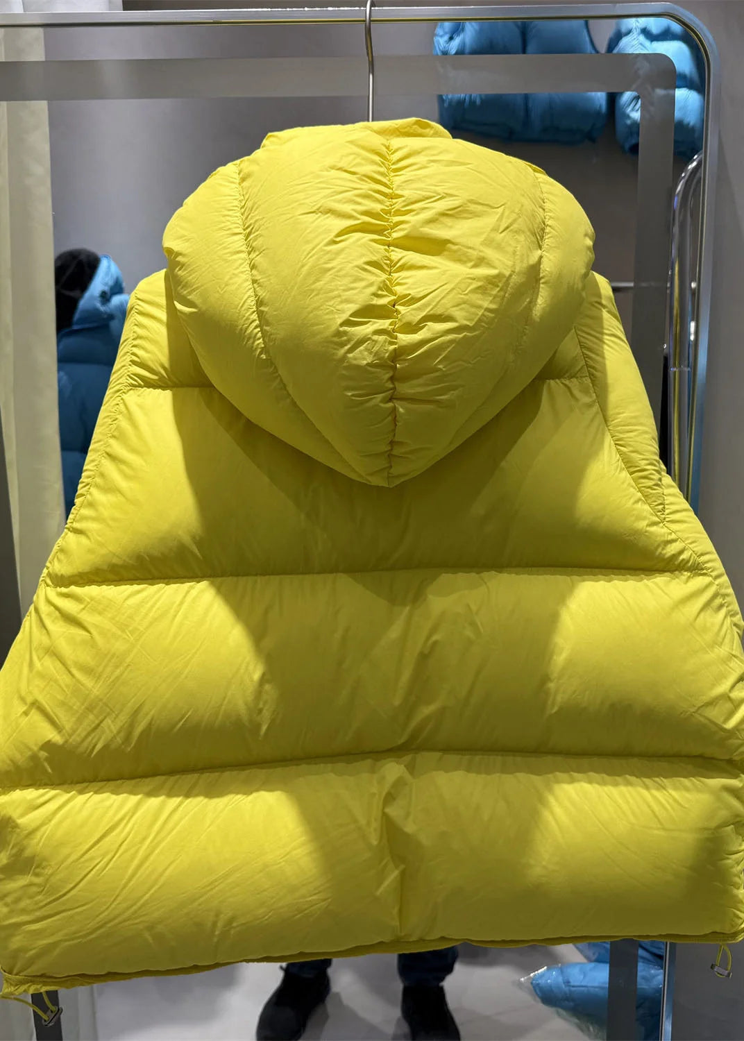 Veste doudoune oversize à capuche pour femme 3