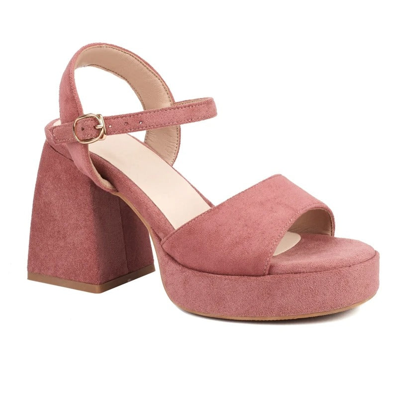 Sandales en daim à talons épais