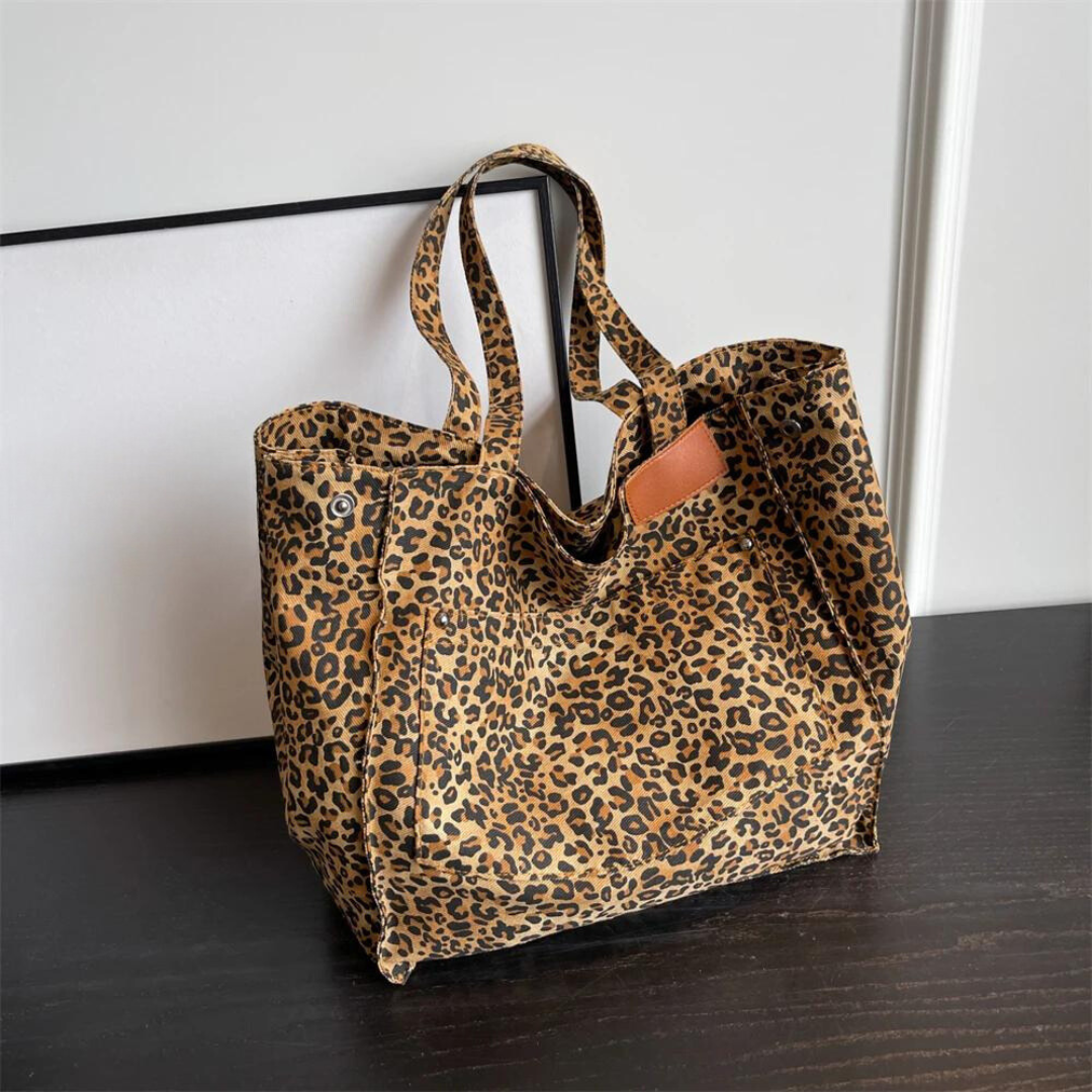 Sac à bandoulière oversize imprimé léopard