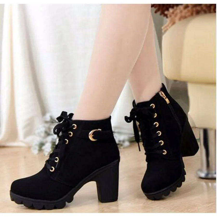 Bottines à lacets pour femmes