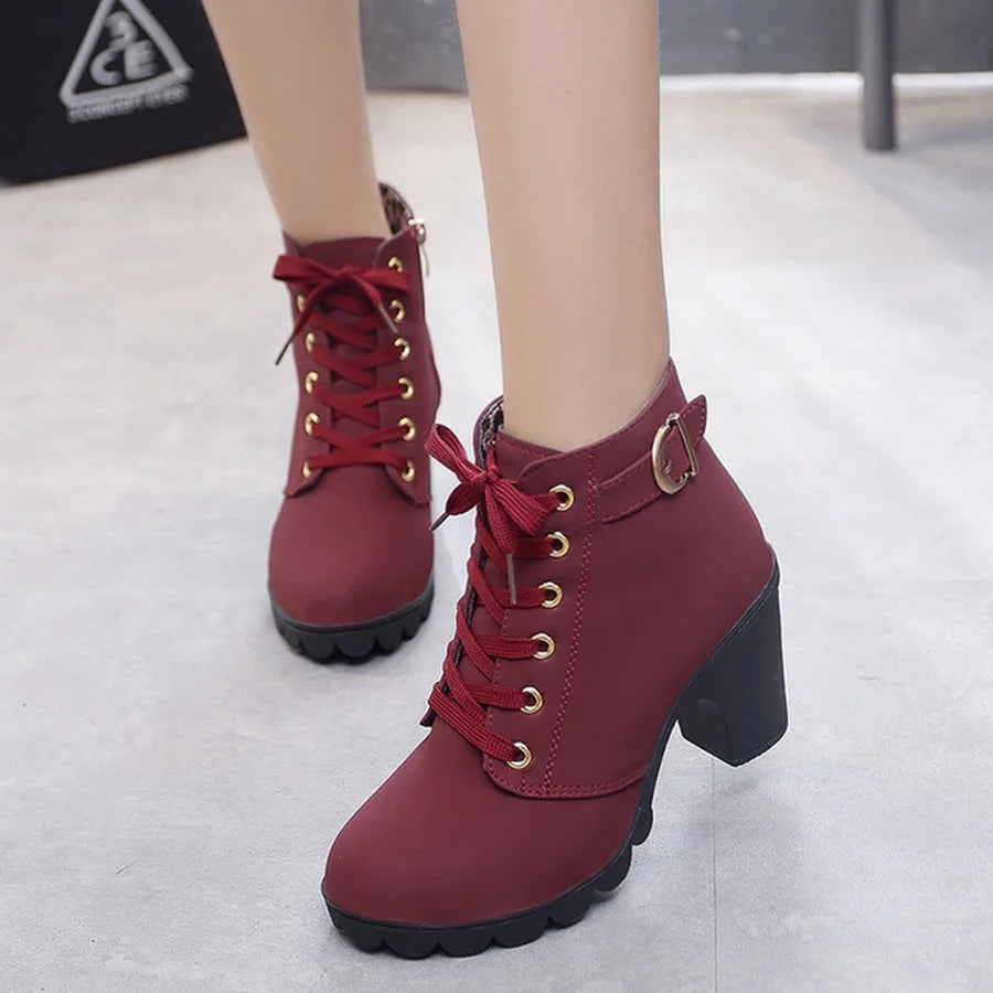 Bottines à lacets pour femmes