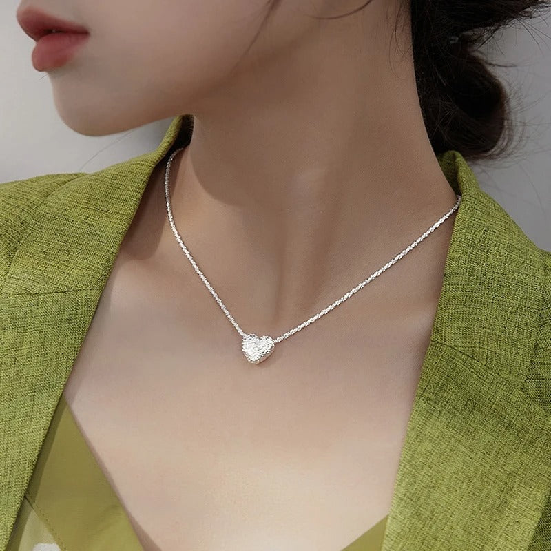 Collier à pendentifs en forme de cœur