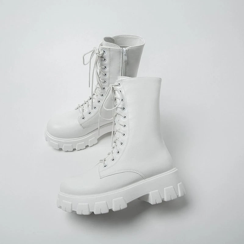Bottes à lacets pour femmes