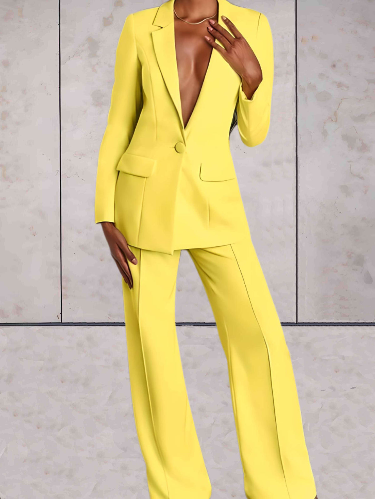 Ensemble 2 pièces composé d'une veste d'affaires formelle et d'un pantalon à jambe large pour femmes