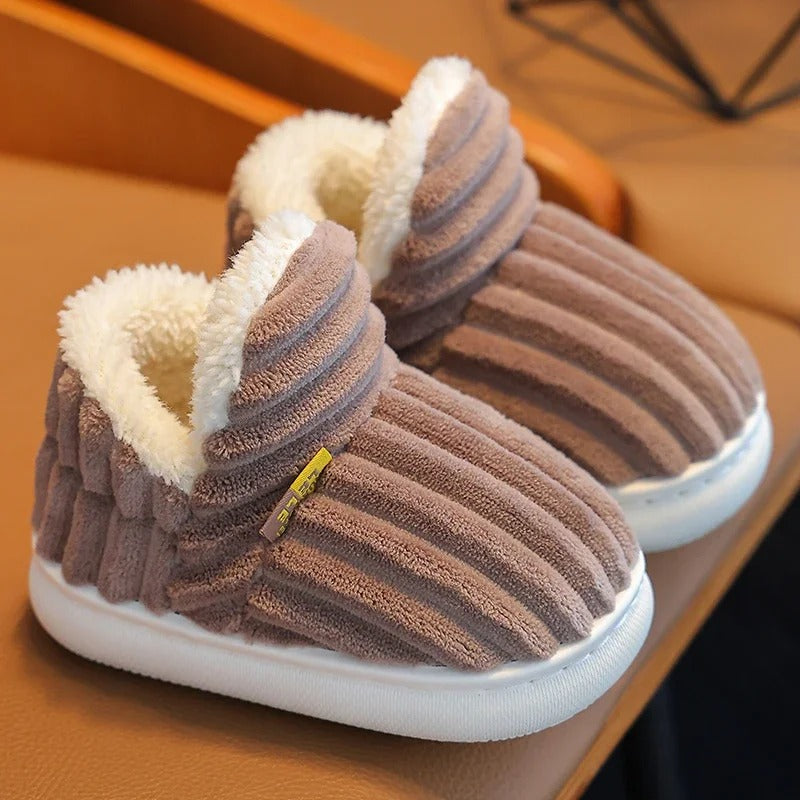Chaussons en peluche antidérapants à semelle souple pour enfants