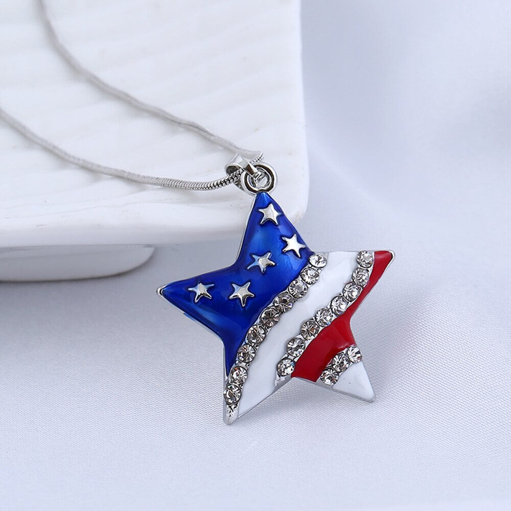 Collier du drapeau américain